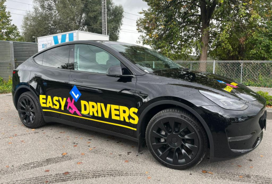 Tesla Y